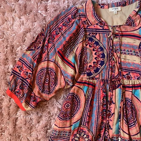 Umgee Boho Lace-Up Tunic Size Small - Picture 2 of 5